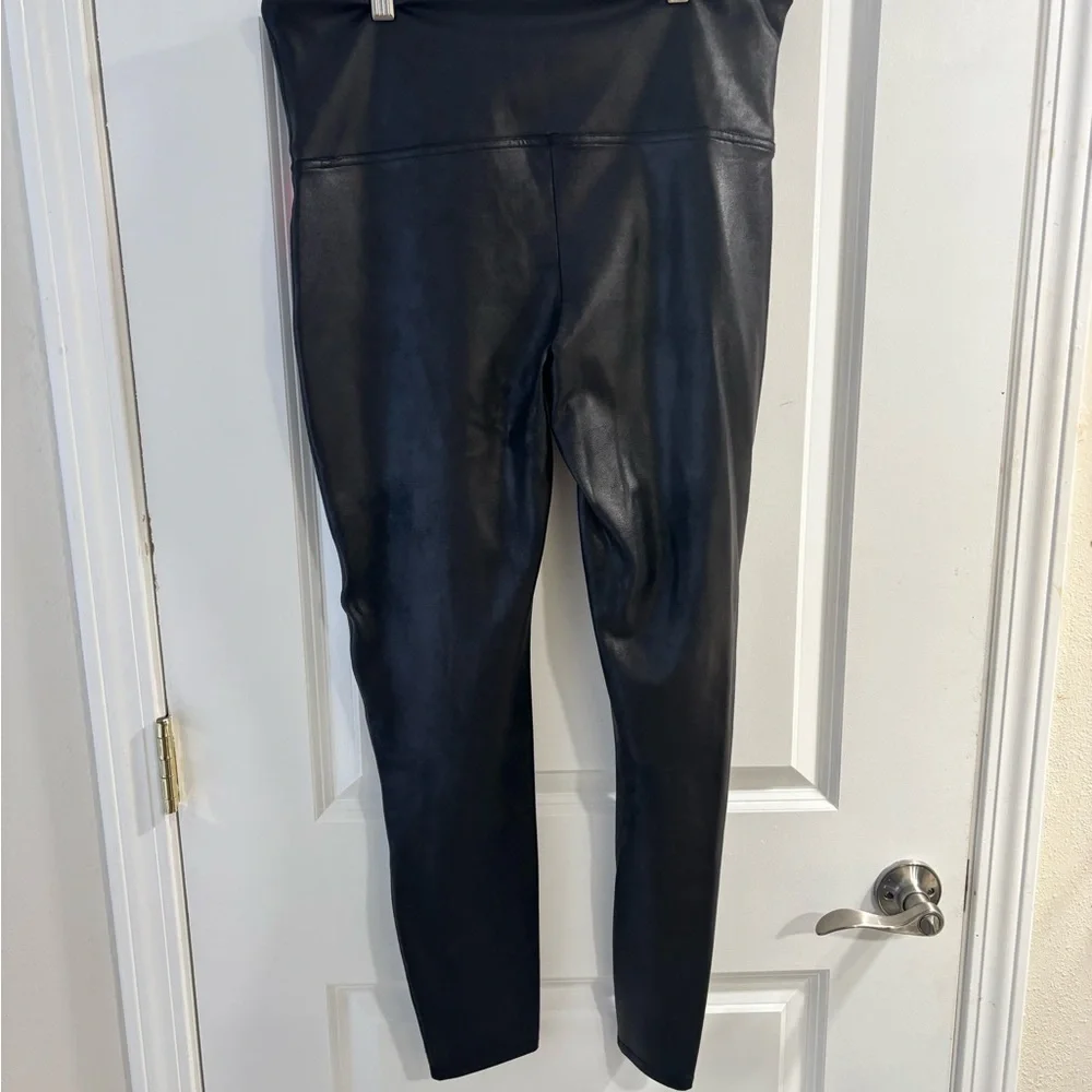 NWT Women’s SPANX Shaping Black Faux Leather Leggings - Picture 7 of 8